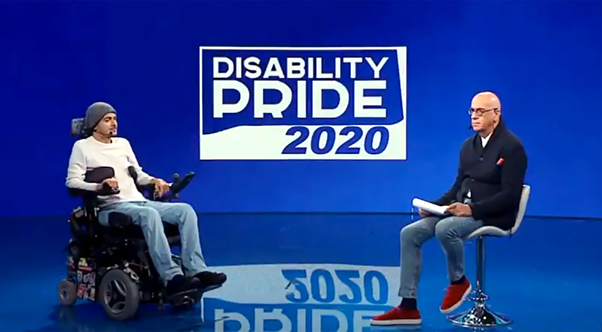 Immagine del Disability Pride 2020 in diretta su RaiPlay, con i conduttori Carmelo Comisi e Guido Barlozzetti